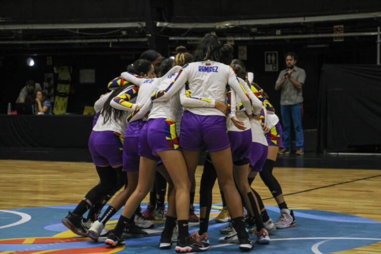 Venezuela concluyó la fase de grupos del Campeonato Sudamericano U18 Femenino con derrota ante Colombia