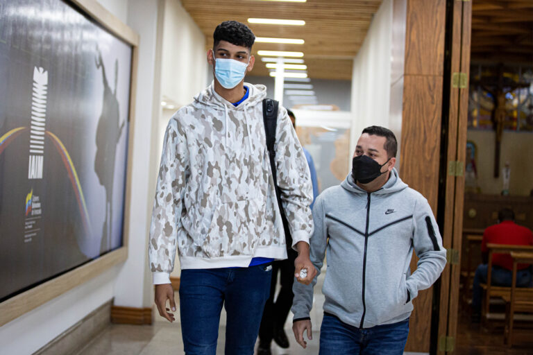 Enrique Medina Roa se une a la concentración de Venezuela para la quinta ventana FIBA