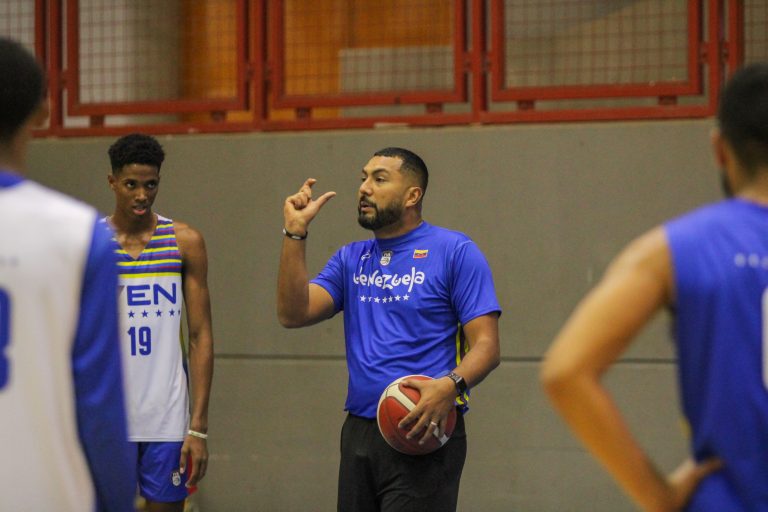 Equipo Blanco empezó su preparación para los Juegos del Alba 2023