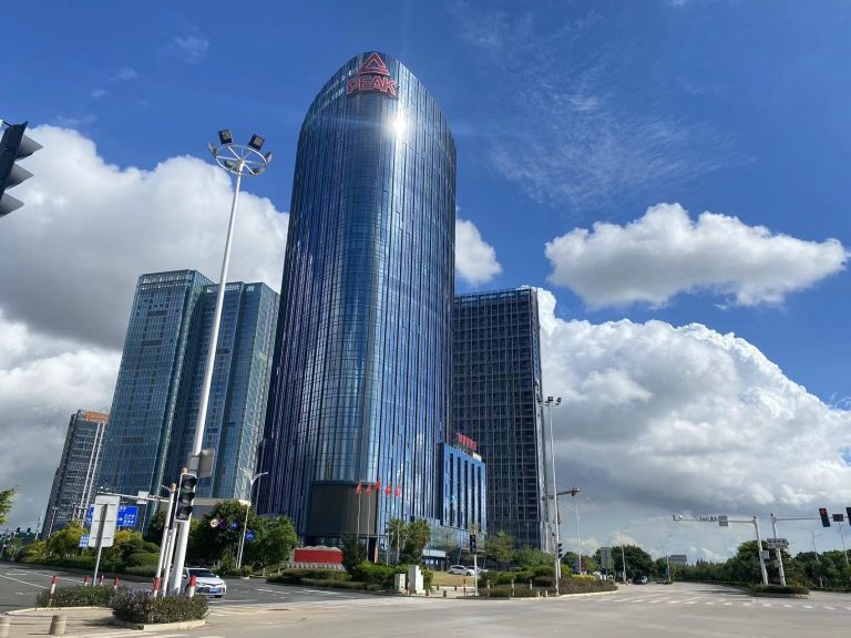 Peak vestirá a las selecciones nacionales de Venezuela hasta 2027