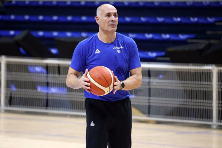 Francisco Segura: “Incorporar gente que sume es uno de los objetivos”